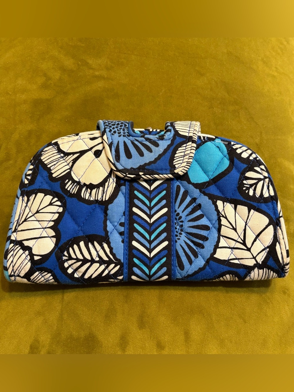 Vera Bradley Blue Bayou Floral Quilted Clutch
